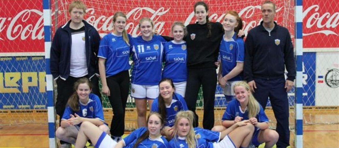 Deildarmeistarar 2012 minni