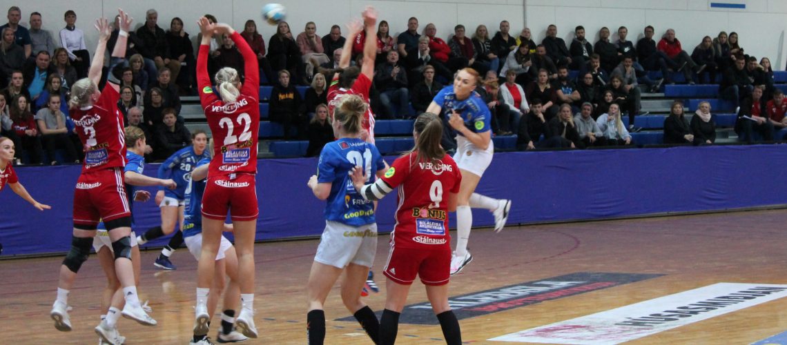 Ragnheiður gegn Haukum vefur