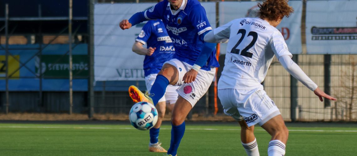 Vug gegn Keflavík
